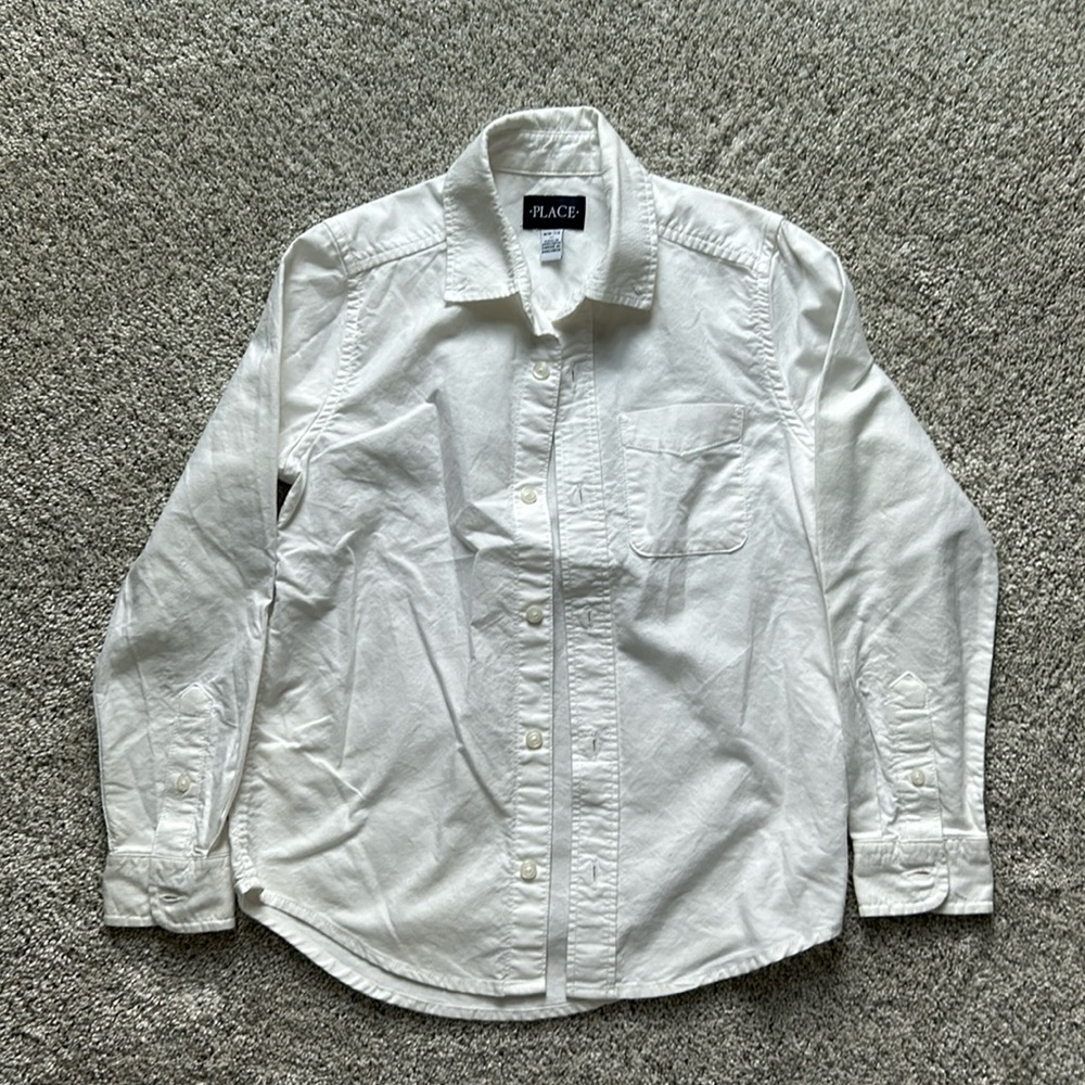 White button down collared shirt